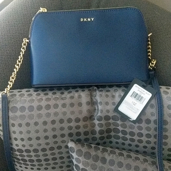 New with tags blue leather DKNY crossbody bag - Picture 1 of 3
